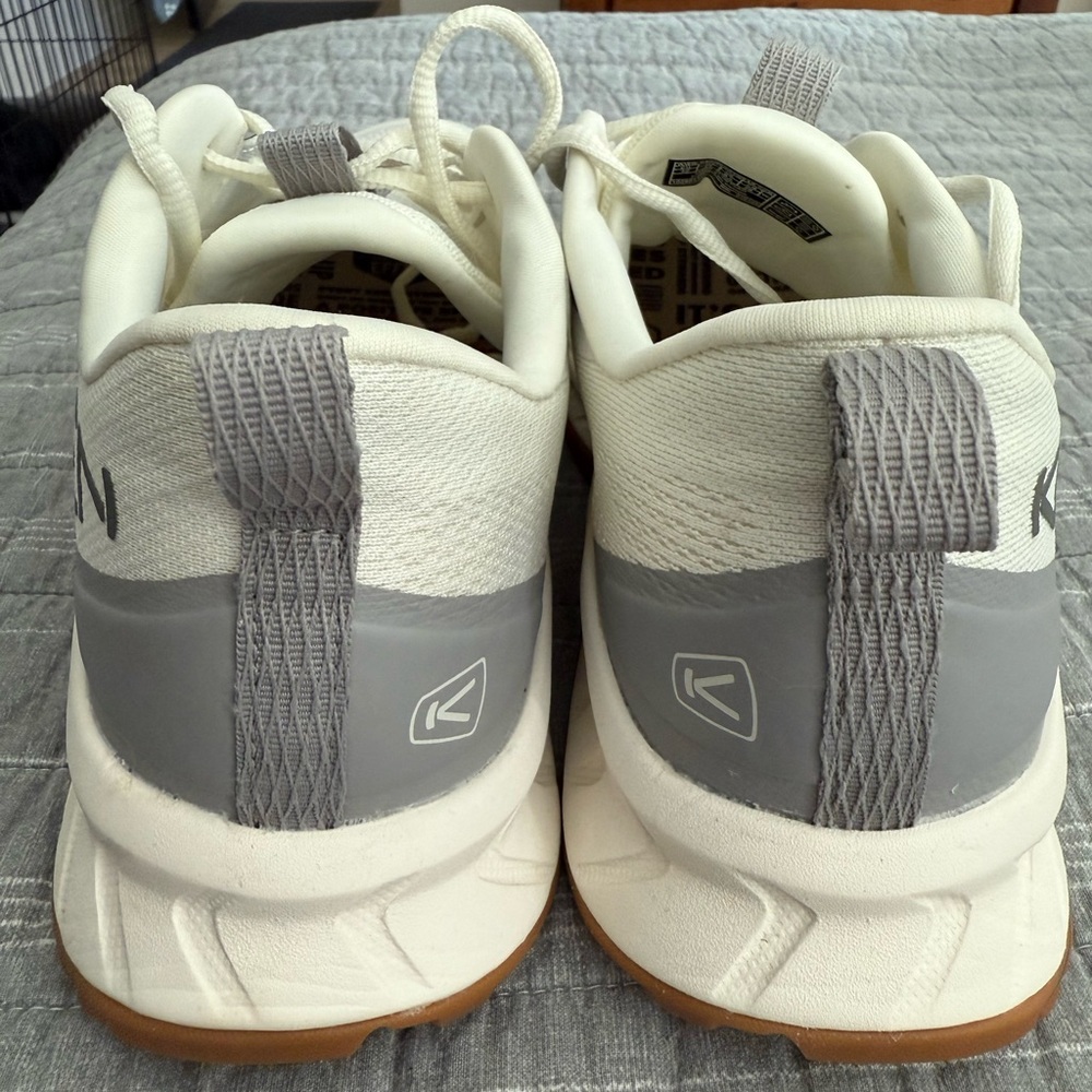 Keen Cream and Gray Trail Shoes - Picture 4 of 4